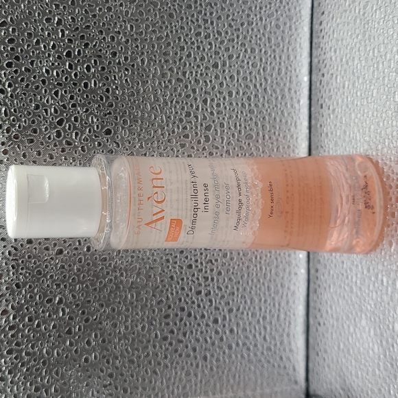 Avène - Picture 1 of 3